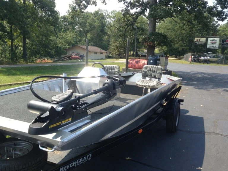 Ryan & Bridgitte Goehmann’s 1756 Blazer SS, 40hp Mercury Jet Motor